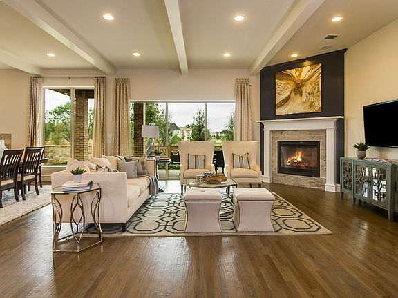 Beautiful living room and fireplace
