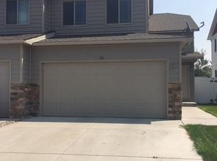 72A 28th St, Wheatland, WY 82201