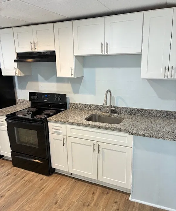 2146 Inwood Ter #2