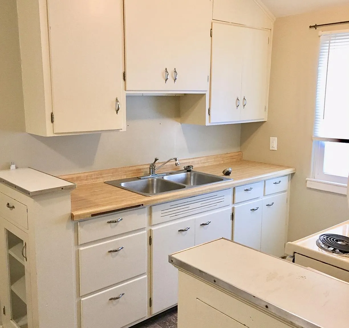 1 bed, 750 sqft, $875 — Photo 2