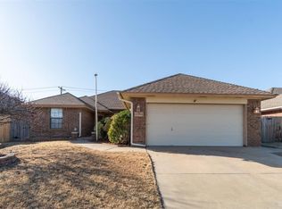 12925 Cloverleaf Ln, Oklahoma City, OK 73170