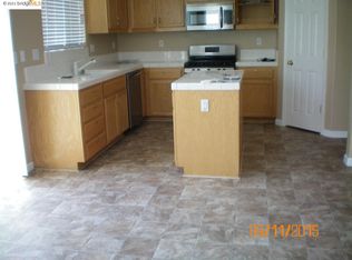 912 Thomasville Ct, Pittsburg, CA 94565