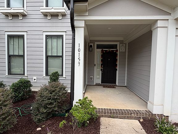 5th image of 10157 Meeting House Dr NW