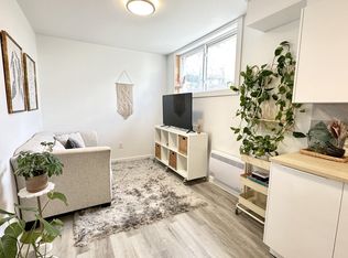 268 Currell Ave, Ottawa, ON K1Z7J6