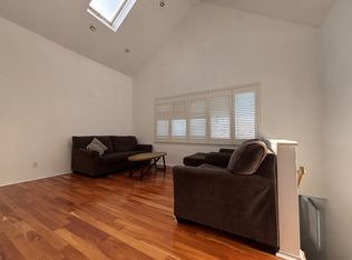 69-35 166th St, Fresh Meadows, NY 11365