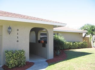 3116 Salem Ave, Sarasota, FL 34232
