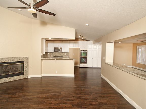 5th image of 3100 Pearl Harbor Dr