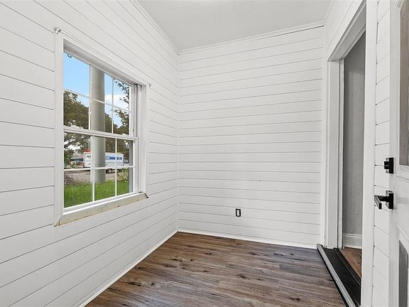 2nd image of 3534 1st Ave S