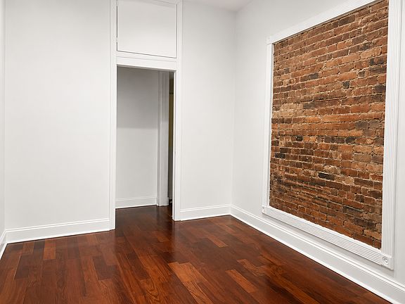 5th image of 1238 Bedford Ave APT 3