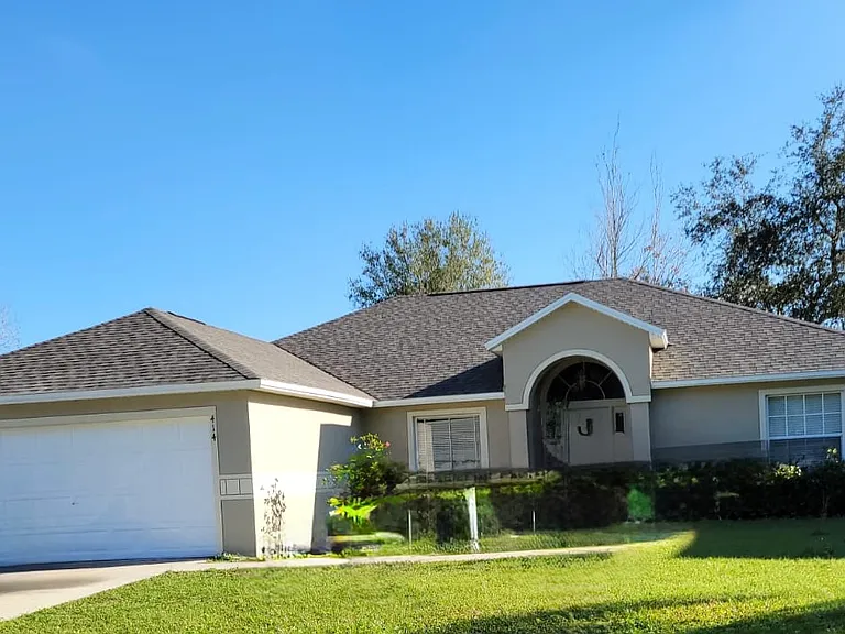 414 Mallard Ln — Photo 1