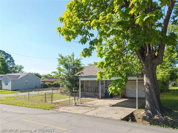 4301 Spradling Ave, Fort Smith, AR 72904