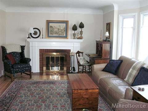 3rd image of 2517 Ferncliff Ave