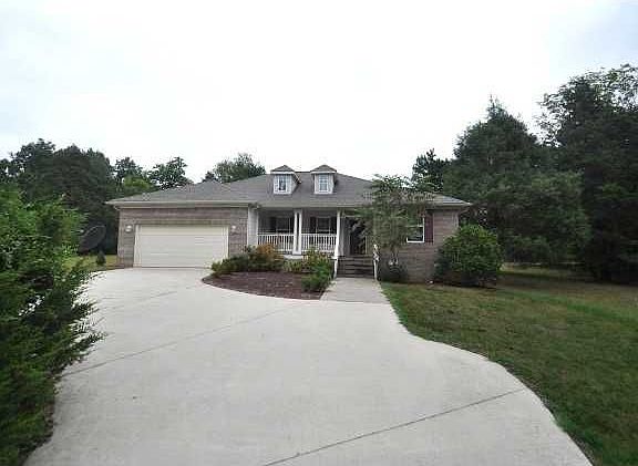 2nd image of 414 Valley Greens Rd