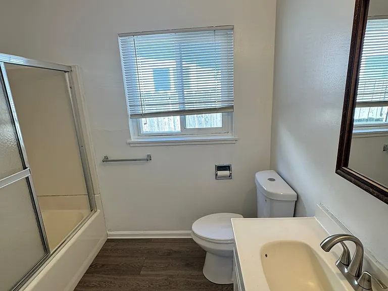601 Russell Blvd — Photo 11