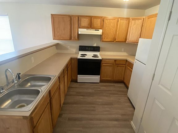 4th image of 1318 N 47th St APT 202