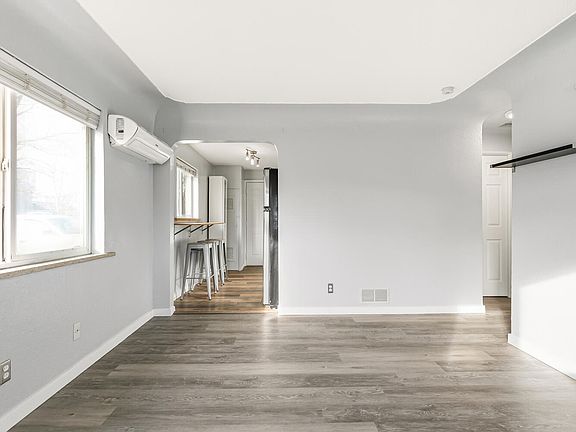 5th image of 3165 W 17th Ave