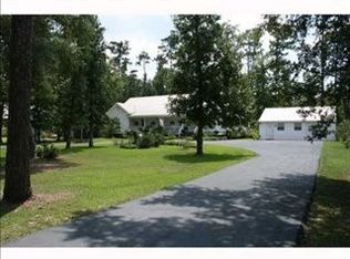 24724 Miller Rd, Lacombe, LA 70445