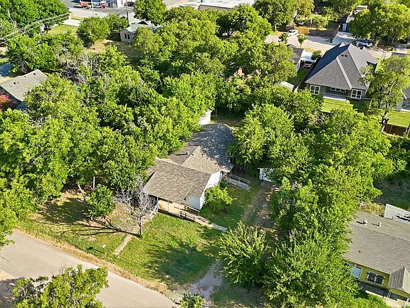 2nd image of 5520 Yeary St