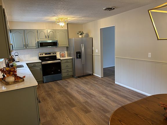 4th image of 125 Mockingbird Dr
