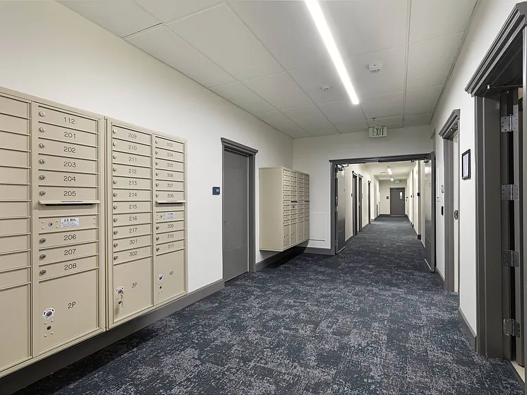 Liam Apartments — Photo 22