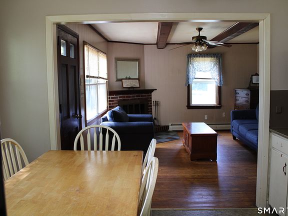 4th image of 6 Nelson Drive