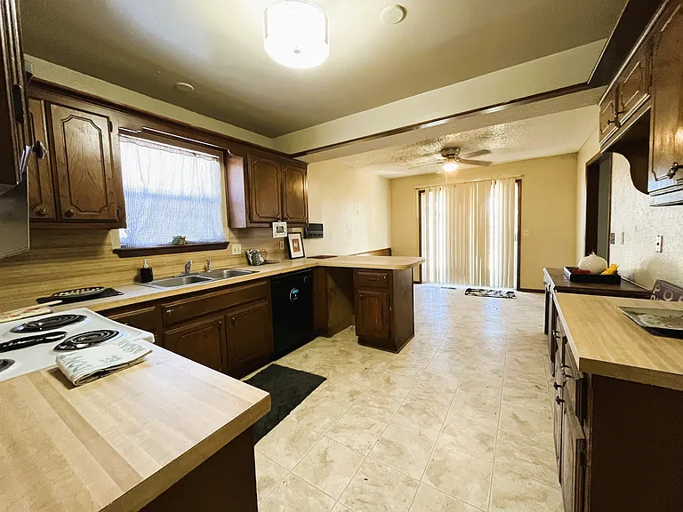 10522 Harvest Moon Ave — Photo 23