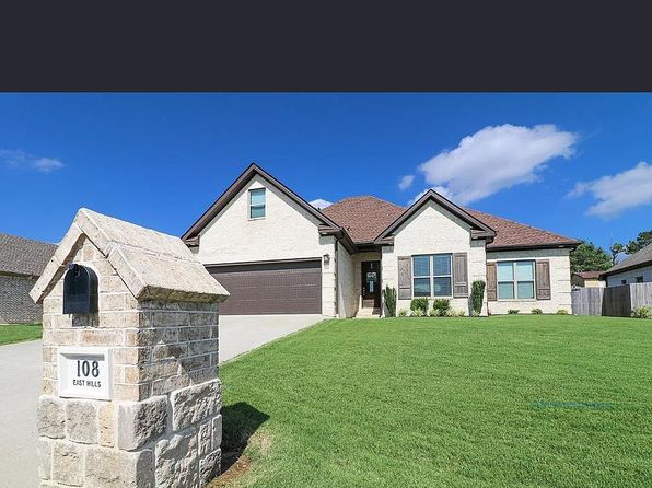 108 E Hills Dr