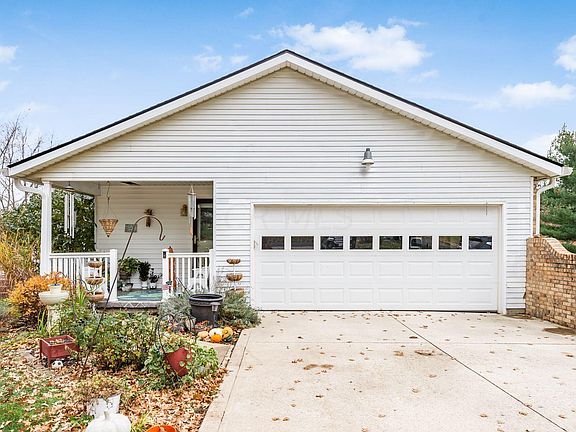 4th image of 6650 Castlewood Dr NW