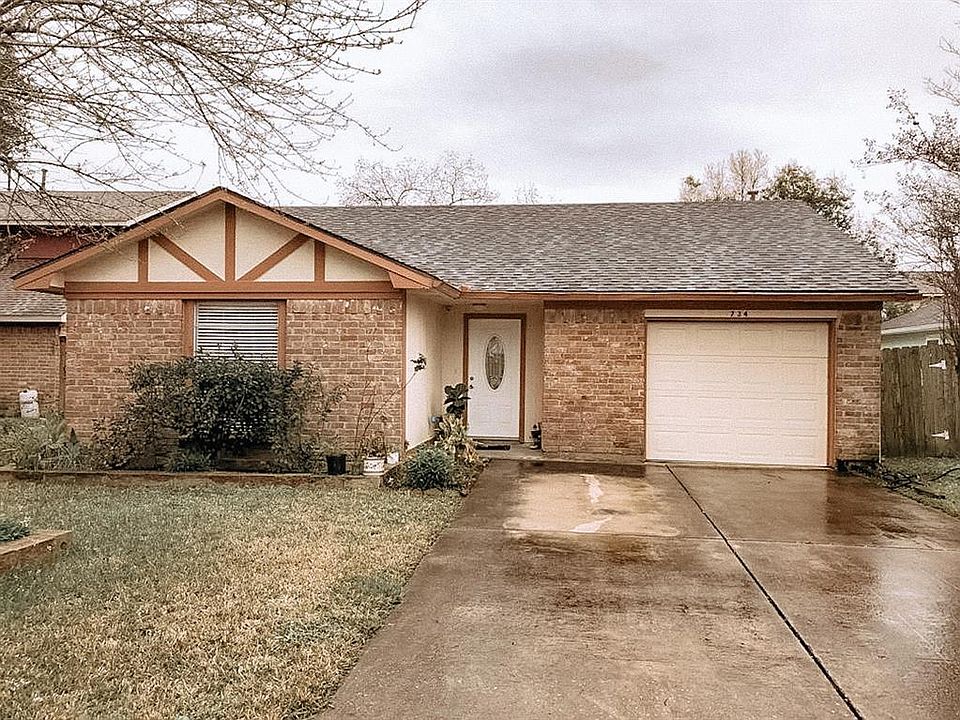 1st image of 734 Odessa Ct