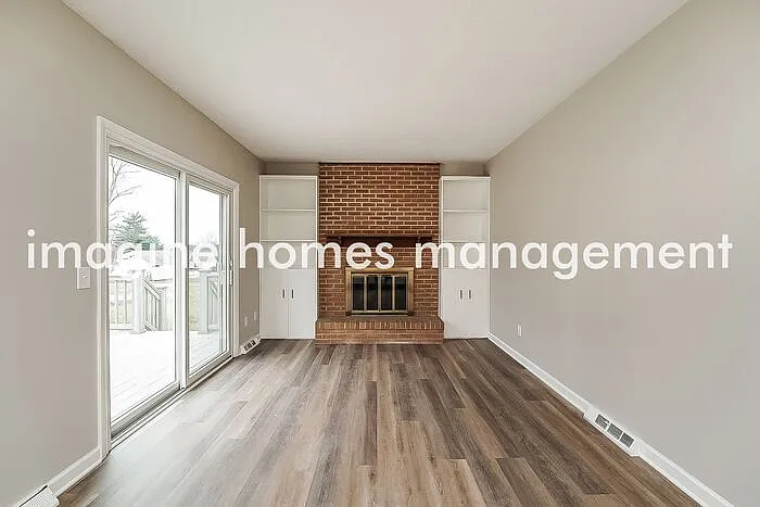 7746 Skylineview Dr — Photo 15
