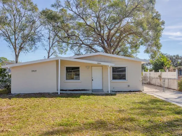 3927 Longhorn Dr, Sarasota, FL 34233