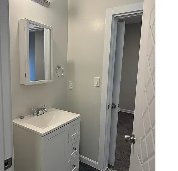2622 University Pl NW #204 — Photo 9