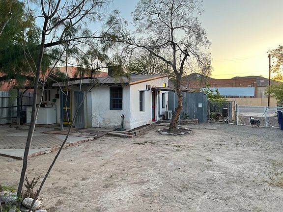 2nd image of 715 S 11th Ave #2