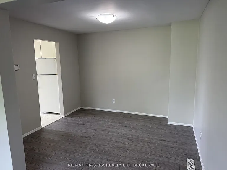 21 Woodlawn Rd #1 — Photo 5