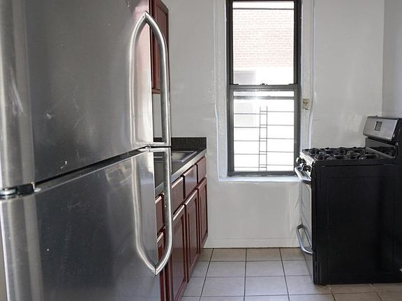 4th image of 711 Ocean Ave APT 6E
