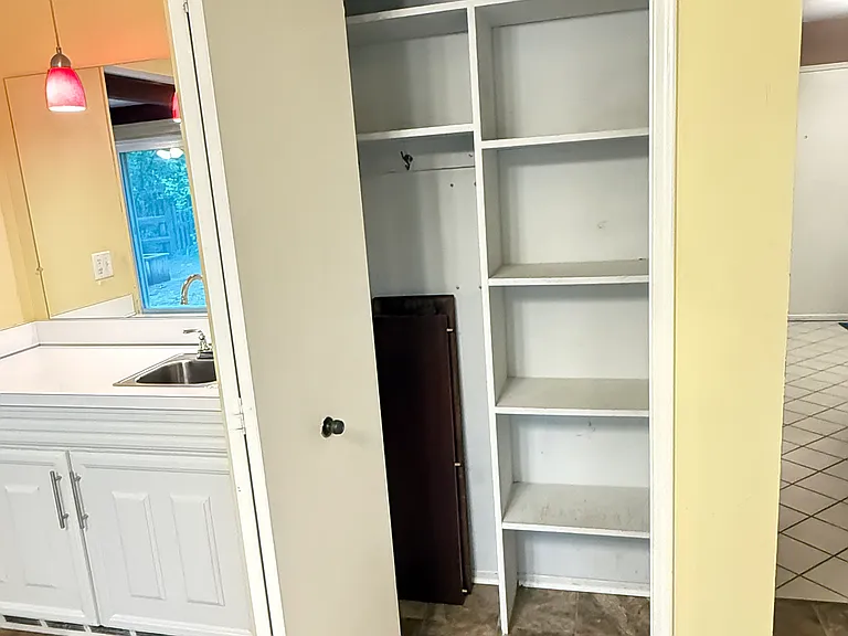 3163 Plymouth Rd — Photo 25