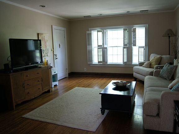 3rd image of 2457 S 27th St APT 4