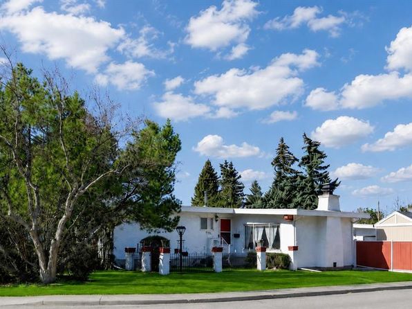 6451 N 70th St NW, Calgary, AB T3B 3J5