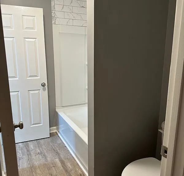 8085 Creekwood Cir E — Photo 20