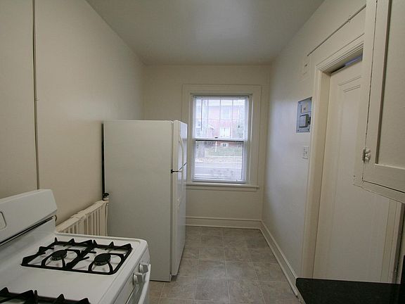 4th image of 1436 E 8th Ave #18