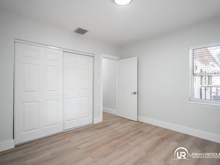 1691 NE 143rd St — Photo 32