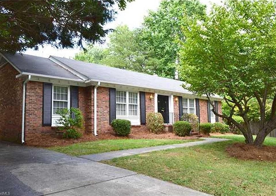 1st image of 3302 Cottage Pl