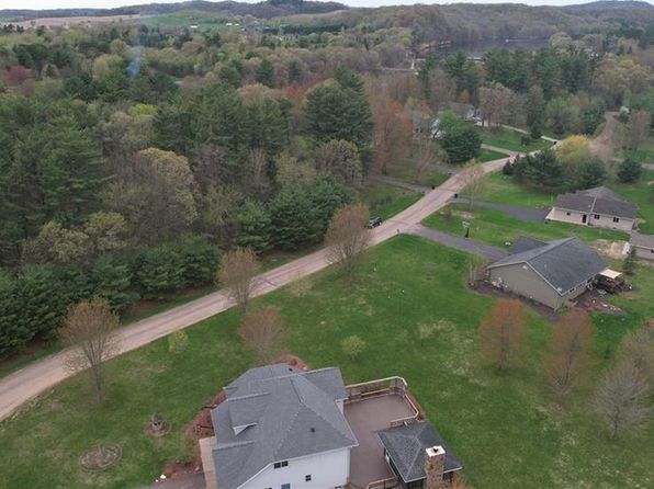 N6929 549th Street, Menomonie, WI 54751