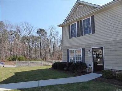 1st image of 30 Old Tavern Cir