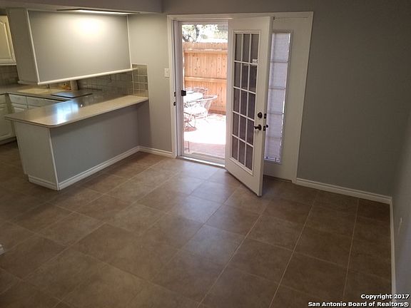 5th image of 8715 Starcrest Dr