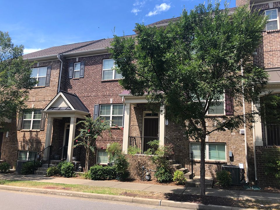 Welcome to 5557 Prada Drive. 
Come on in!