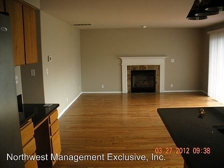 4th image of 2252 NW 27th Cir