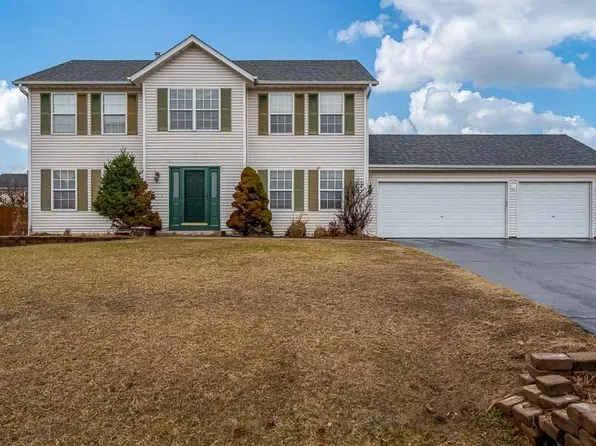 11216 Lemon Grass Ln, Roscoe, IL 61073