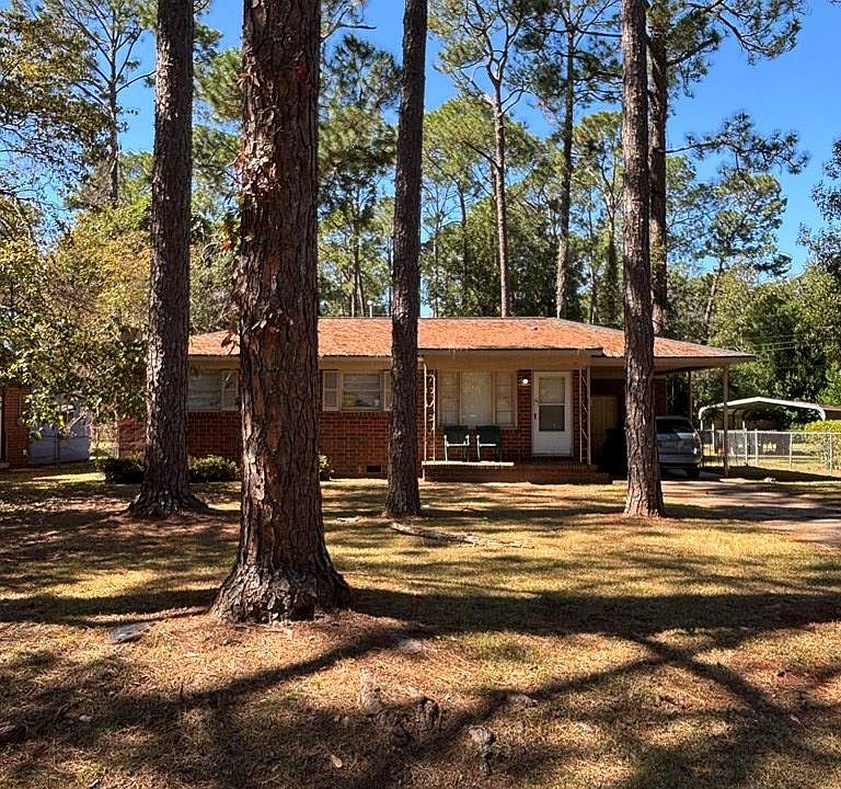 2nd image of 1407 Cromartie Beach Dr