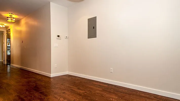 Rented by Nooklyn NYC LLC | media 26